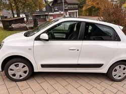 Weiß Gebraucht 2015 Renault Twingo Dynamique Kleinwagen | 5.250 € (Guter Preis)