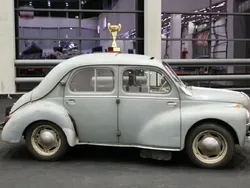 Grau Gebraucht 1955 Renault 4CV Limousine | 7.900 €