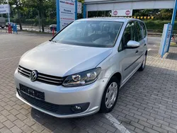 Silber Gebraucht 2012 VW Touran Trendline Van / Kleinbus | 5.990 € (Guter Preis)