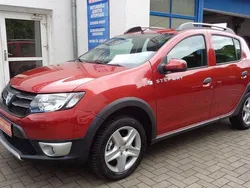 Rot Gebraucht 2016 Dacia Sandero Prestige Kleinwagen | 9.250 € (Fairer Preis)