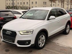 Weiß Gebraucht 2013 Audi Q3 Ambiente SUV | 14.599 € (Fairer Preis)