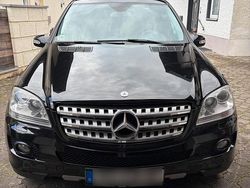 Schwarz Gebraucht 2007 Mercedes ML280 SUV | 6.999 €