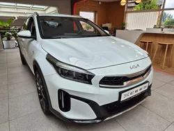 Weiß Neu 2025 Kia XCeed Comfort SUV | 25.990 € (Guter Preis)