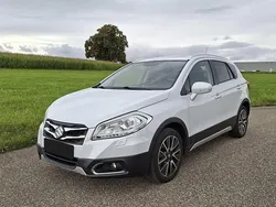 Weiß Gebraucht 2016 Suzuki SX4 S-Cross Comfort+ SUV | 13.100 € (Fairer Preis)