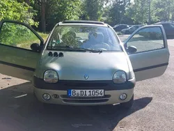 Beige Gebraucht 2000 Renault Twingo Initiale Kleinwagen | 1.750 € (Fairer Preis)