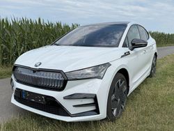 Weiß Gebraucht 2023 Skoda Enyaq iV RS SUV | 39.500 € (Guter Preis)