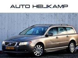 Grau Gebraucht 2012 Volvo V70 Kombi | 2.750 € (Guter Preis)