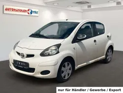 Weiß Gebraucht 2011 Toyota Aygo Kleinwagen | 1.799 € (Superpreis)