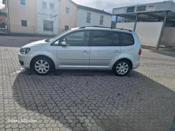 Silber Gebraucht 2011 VW Touran Van / Kleinbus | 5.200 € (Fairer Preis)