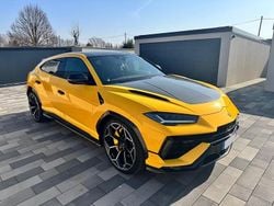 Gelb Gebraucht 2023 Lamborghini Urus SUV | 299.900 € (Etwas zu teuer)