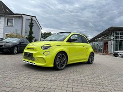 Acid green grün metallic Gebraucht 2023 Abarth 500C Scorpionissima Cabrio | 35.990 € (Etwas zu teuer)