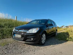Schwarz Gebraucht 2008 Opel Astra Kombi | 6.200 € (Teuer)