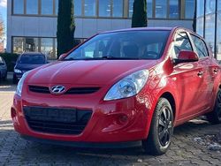 Rot Gebraucht 2012 Hyundai i20 Edition Limousine | 4.800 € (Fairer Preis)