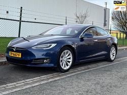 Blau Gebraucht 2018 Tesla Model S Kleinwagen | 22.495 € (Guter Preis)