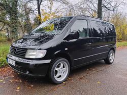 Schwarz Gebraucht 1998 Mercedes Vito Van / Kleinbus | 8.999 € (Teuer)