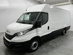 Weiss Gebraucht 2024 Iveco Daily Van | 26.990 € (Guter Preis)