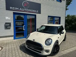 Weiß Gebraucht 2015 Mini One D Sport Kleinwagen | 9.950 €