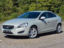 Grau Gebraucht 2013 Volvo S60 Summum Limousine | 10.990 € (Guter Preis)