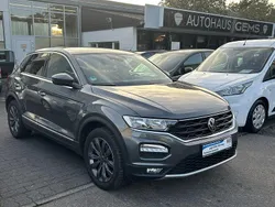 Indiumgrau metallic Gebraucht 2022 VW T-Roc Sport SUV | 22.890 € (Guter Preis)