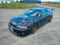 Violet Gebraucht 1995 Nissan Skyline Coupé | 65.000 €