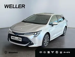 Silber Gebraucht 2022 Toyota Corolla Team Kombi | 20.990 € (Fairer Preis)