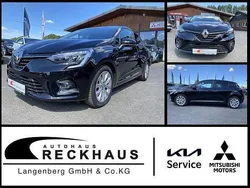 Schwarz (schwarz) Gebraucht 2020 Renault Clio V Limousine | 12.450 € (Fairer Preis)