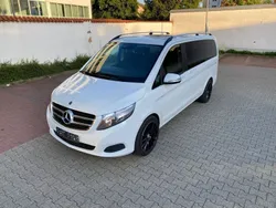 Weiß Gebraucht 2017 Mercedes V220 Edition Van / Kleinbus | 30.990 € (Fairer Preis)