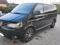 Schwarz Gebraucht 2015 VW Multivan Highline Van | 24.799 €