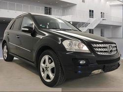 Schwarz Gebraucht 2007 Mercedes ML320 SUV | 5.999 € (Guter Preis)