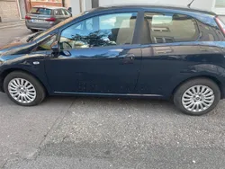 Blau Gebraucht 2011 Fiat Punto Evo Kleinwagen | 1.500 €