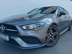Grau Gebraucht 2019 Mercedes CLA200 Shooting Brake AMG Kombi | 24.444 € (Fairer Preis)