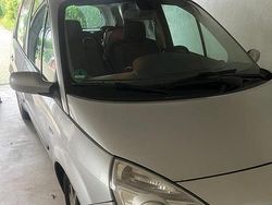 Silber Gebraucht 2007 Renault Scénic II Van / Kleinbus | 950 €