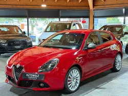 Rot Gebraucht 2018 Alfa Romeo Giulietta Veloce Kleinwagen | 17.193 € (Fairer Preis)