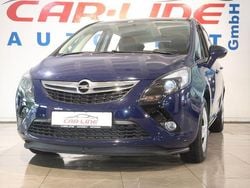 Blau Gebraucht 2014 Opel Zafira Tourer Selection Van / Kleinbus | 8.222 € (Guter Preis)