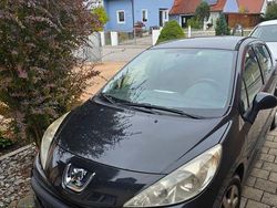 Schwarz Gebraucht 2007 Peugeot 207 Limousine | 1.799 € (Fairer Preis)