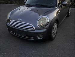 Silber Gebraucht 2009 Mini Cooper Kleinwagen | 3.200 €