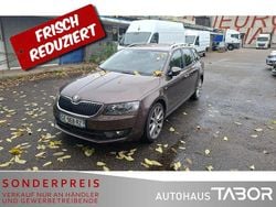 Topazbraun metallic Gebraucht 2017 Skoda Octavia Ambition Kombi | 7.385 € (Superpreis)