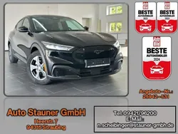 Absolut black Gebraucht 2022 Ford Mustang Mach-E SUV | 28.980 € (Superpreis)