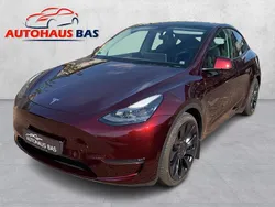 Midnight cherry red Gebraucht 2024 Tesla Model Y Performance SUV | 45.950 € (Etwas zu teuer)