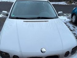 Weiß Gebraucht 2002 BMW 316 Limousine | 2.500 € (Guter Preis)