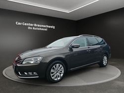 Grau Gebraucht 2012 VW Passat Comfortline Kombi | 8.999 € (Fairer Preis)