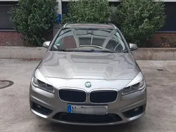 Silber Gebraucht 2015 BMW 218 Active Tourer Sport Line Van / Kleinbus | 14.600 € (Fairer Preis)