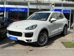 Weiß Gebraucht 2016 Porsche Cayenne SUV | 29.900 € (Fairer Preis)