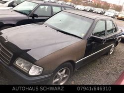 Schwarz Gebraucht 1997 Mercedes C180 Limousine | 1.600 €