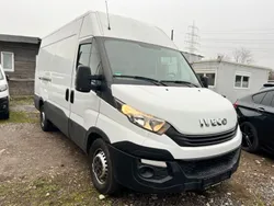 White ic 194 Gebraucht 2018 Iveco Daily Limousine | 11.999 € (Superpreis)