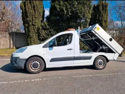 Weiß Gebraucht 2011 Peugeot Partner Van / Kleinbus | 6.500 €
