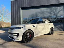 Grau Gebraucht 2023 Land Rover Range Rover Sport Autobiography SUV | 97.990 € (Guter Preis)