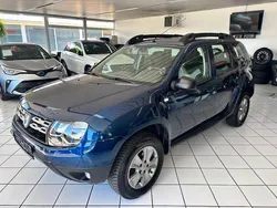 Blau Gebraucht 2017 Dacia Duster Lauréate SUV | 10.900 € (Etwas zu teuer)