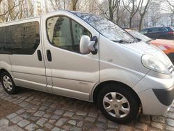 Silber Gebraucht 2009 Renault Trafic Van | 9.900 € (Teuer)