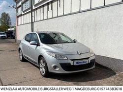 Silber Gebraucht 2010 Renault Mégane III Dynamique Limousine | 3.500 € (Guter Preis)